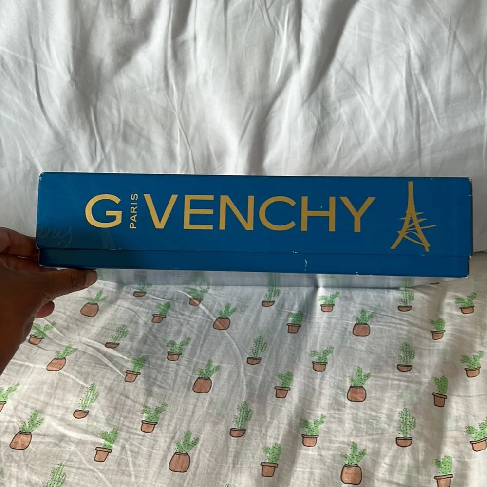 GIVENCHY PARIS STORAGE GIFT BOX